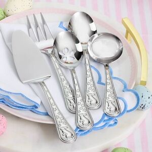 Oneida “Bunny Hop” Easter Spring Hostess Serving Hostess Set of 5 New in Box 🐰